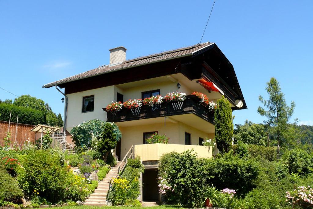 Ferienwohnung Eichler room 2